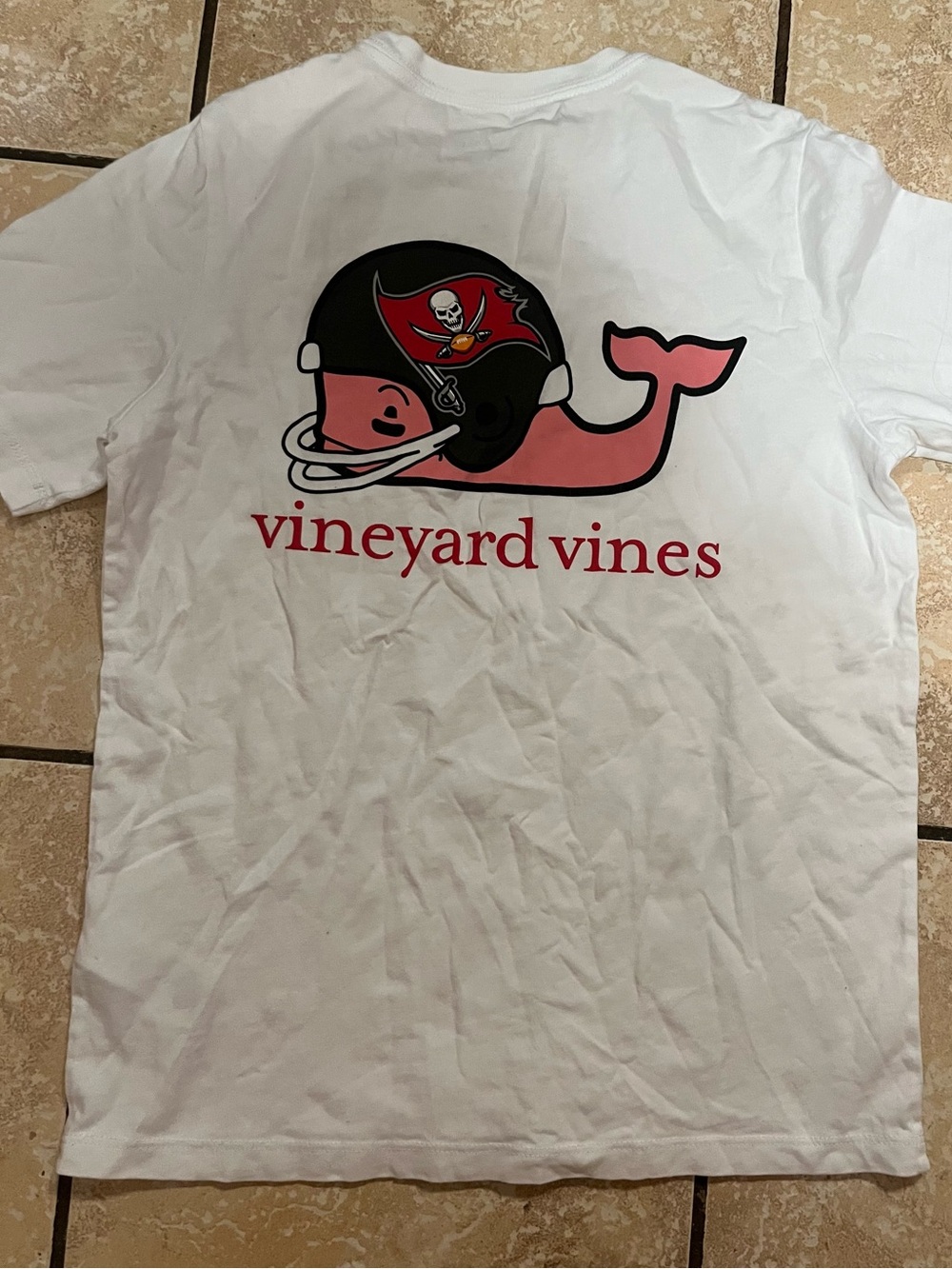 NFL Vinyard Vines Tampa Bay Buccaneers White Crewneck Graphic T-shirt